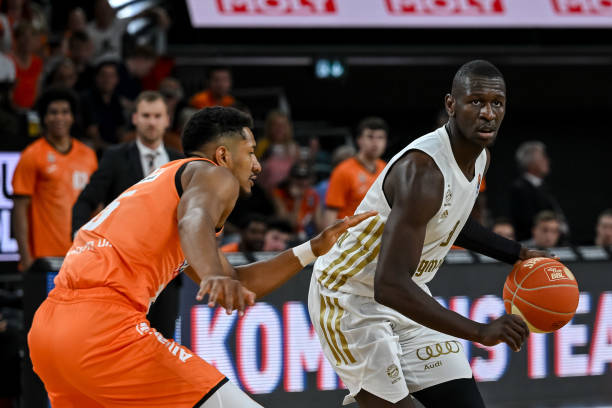 一场关乎去 一场关乎去