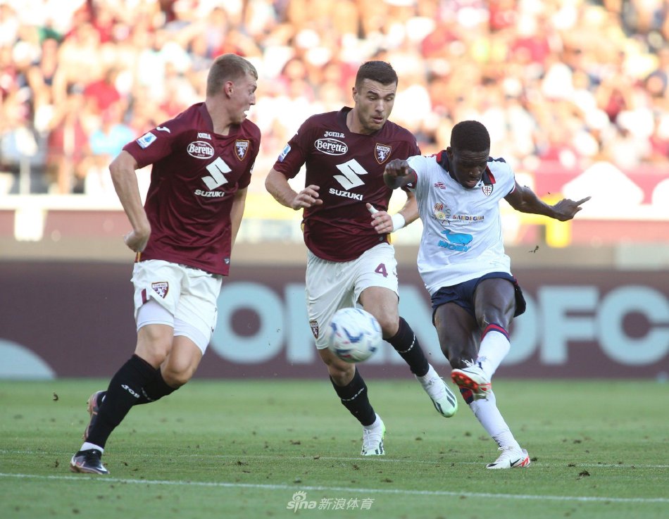 实引入莱万 实引入莱万